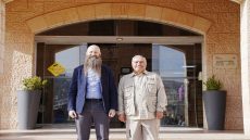 السفير الأمريكي يزور البترا ووادي موسى