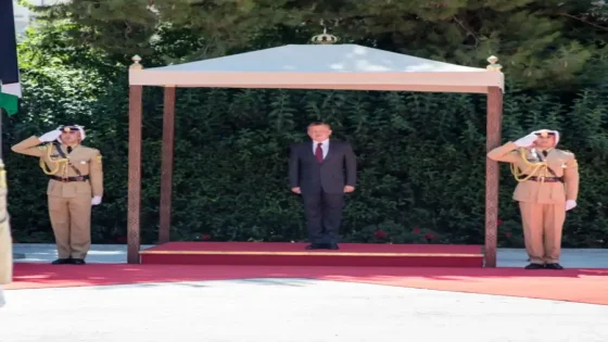 الملك يستقبل نائب وزير الدفاع في جمهورية سيراليون