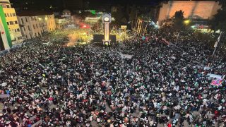 إسعاف 200 شخص خلال احتفالات ذكرى التحرير في دمشق