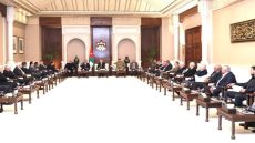 متابعة للقائهم مع الملك.. العيسوي يلتقي متقاعدين خدموا بمعية جلالته