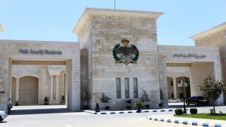 الأمن العام: شظية تتسبب بأضرار محدودة في خط مياه بالهاشمية في الزرقاء دون إصابات