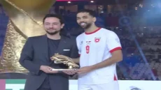 ولي العهد يتوج نجم النشامى علوان هدافا لكأس العرب