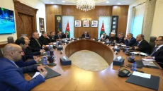 حسان يوجِّه الوزارات والجهات المعنية بإنفاذ القانون بحق من يلقون النفايات بشكل عشوائي