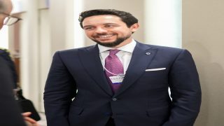 مندوبا عن الملك ولي العهد يشارك اليوم بأعمال المنتدى الاقتصادي العالمي في دافوس