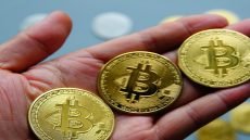 البيتكوين أقل من 80 ألف دولار للمرة الأولى منذ أبريل 2025