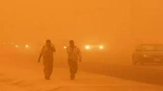 الأردن: أجواء مغبرة ورياح نشطة اليوم وتحذيرات من انعدام الرؤية على الطرق الخارجية