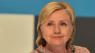 هيلاري كلينتون تنتقد ترامب بشأن موقفه في حرب أوكرانيا