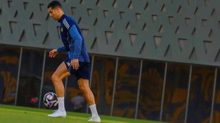 أثار جدلا .. ما علاقة حذاء كريستيانو رونالدو “الأبيض الغامض” بكأس العالم؟