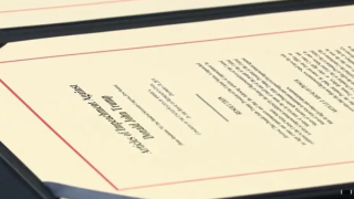 ما حقيقة توقيع مذكرة لعزل ترامب؟