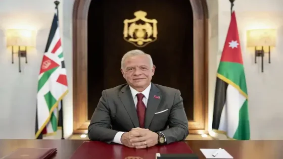 الملك والرئيس الفرنسي يبحثان هاتفيا المستجدات الإقليمية