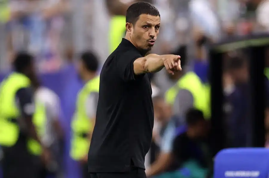 جمال سلامي عن مباراة الأردن والأرجنتين: تدفع ثمنها غالياً