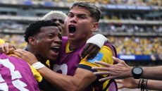 الإكوادور تهزم ألمانيا وتبلغ دور الـ32