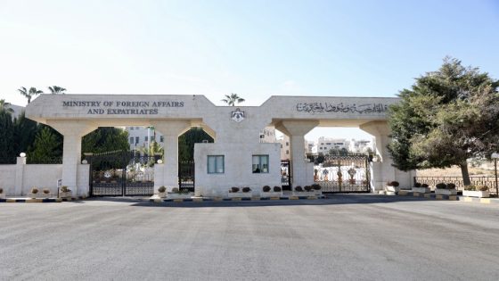الأردن يدعو مواطنيه في مدينة بلفاست إلى الابتعاد عن أماكن المظاهرات