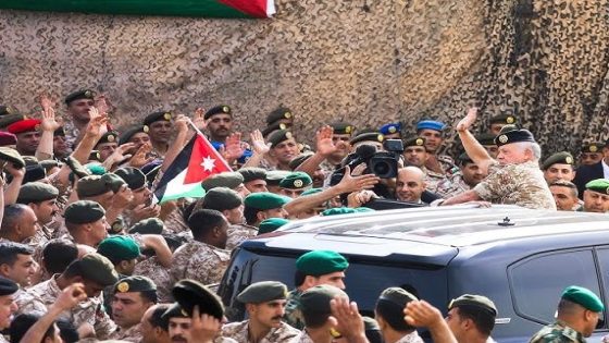 الأردنيون يحتفلون بذكرى الثورة العربية الكبرى ويوم الجيش