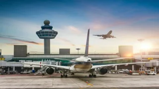 الأردن يؤكد استمرار الحركة الجوية الطبيعية وعدم إغلاق المجال الجوي