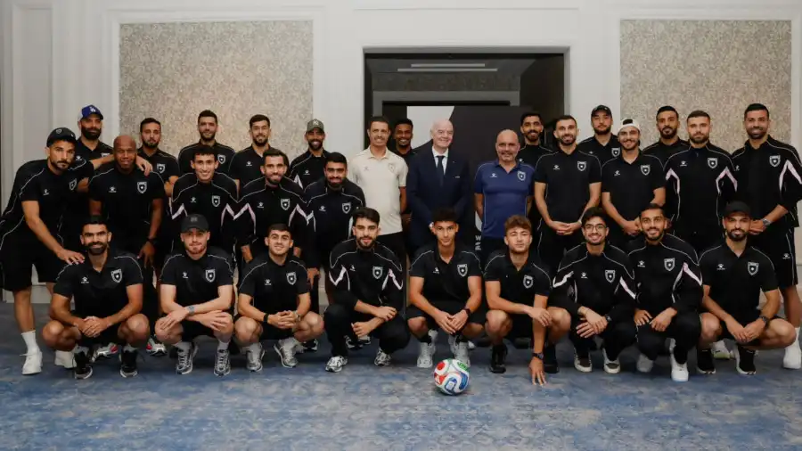 رئيس ‘الفيفا’ يزور بعثة النشامى في دالاس