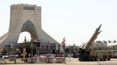 توقف الضربات ينعش مسار التفاوض بين واشنطن وطهران
