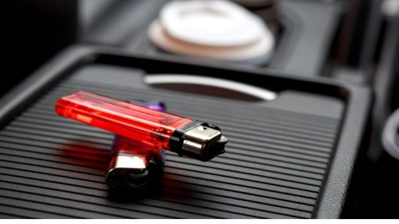 “الدوريات” تدعو لعدم ترك العطور والقداحات داخل المركبات