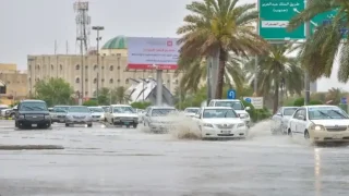 السعودية.. أمطار غزيرة وسيول في مكة المكرمة
