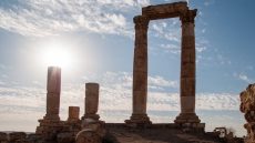 طقس معتدل الحرارة في أغلب المناطق الإثنين