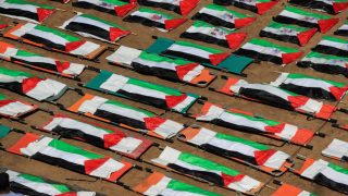 غزة تشيع 112 شهيدا من عائلة واحدة قضوا في حرب الإبادة