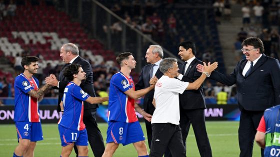 باريس سان جيرمان يهزم أستون فيلا 2-1 ويحتفظ بلقب كأس السوبر الأوروبية لكرة القدم