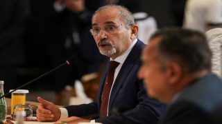 الصفدي: نتطلع إلى التعاون مع الصين لتحقيق السلام العادل والأمن والاستقرار