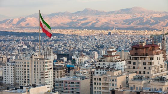 إيران: الدبلوماسية والدفاع لا ينفصلان وسنتصدى للعقوبات الأميركية