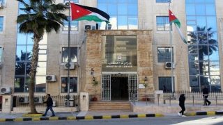 القطامين يوجه التفتيش بوضع خطة شاملة لضمان التزام المنشآت بتوفير الحضانات وتشغيل ذوي الإعاقة