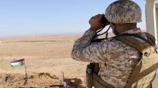 الجيش: صاروخان إيرانيان سقطا في مناطق خالية .. ولا خسائر بالأرواح
